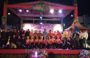 Gelar Rohil Bersenandung 3, Bupati Suyatno Takjub Lihat Penampilan Semua Kontestan