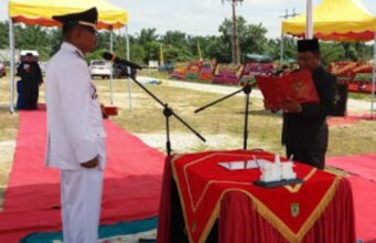 Wabup Jamiluddin Lantik Samsuri sebagai Camat Rantau Kopar