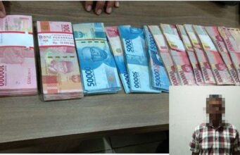 Satgas Saber Pungli Tangkap Oknum Lurah di Pekanbaru, Beserta Uang Tunai 10 Juta Rupiah Satgas Saber Pungli Tangkap Oknum Lurah di Pekanbaru, Beserta Uang Tunai 10 Juta Rupiah