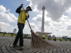 Pasca Reuni 212, Sampah di Monas Capai 217 Ton pada Hari Ini Pasca Reuni 212, Sampah di Monas Capai 217 Ton pada Hari Ini
