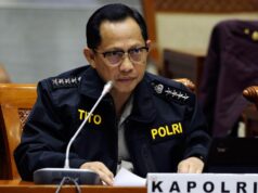 Kapolri : Egianus Kogoya Di Balik Pembunuhan di Papua 19 Pekerja dan 1 TNI Kapolri : Egianus Kogoya Di Balik Pembunuhan di Papua 19 Pekerja dan 1 TNI