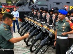 Pesawat Pembawa Presiden Jokowi Mendarat di Lanud Roesmin Nurjadin Sekitar Pukul 21.30 WIB Pesawat Pembawa Presiden Jokowi Mendarat di Lanud Roesmin Nurjadin Sekitar Pukul 21.30 WIB