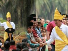 Sambut Kedatangan Presiden , Masyarakat Berharap Jokowi Beri Perhatian Lebih pada Warga Riau Sambut Kedatangan Presiden , Masyarakat Berharap Jokowi Beri Perhatian Lebih pada Warga Riau