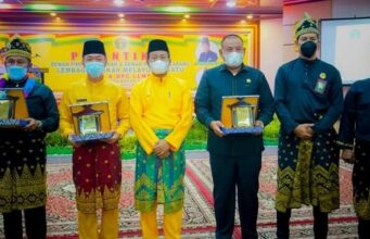 Bupati dan Wabup Rohil Hadiri Pelantikan Pengurus DPD dan DPC LLMB