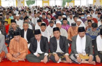 Bupati dan Wakil Bupati Sholat Idul Fitri 1443H di Masjid Raya Al-Ikhlas Bagansiapiapi