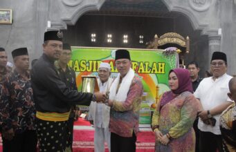 Bupati Afrizal Sintong Resmikan Mesjid Al Falah Kecamatan Kubu
