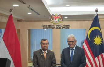 Bertemu Mendagri Malaysia, Gubri Bahas Illegal Fishing, Imigran Gelap, dan RoRo