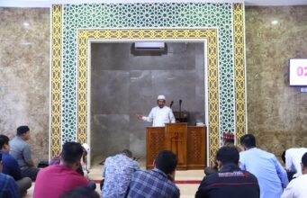 Tausiyah Qobla Dzuhur di Kejati Riau di Isi Oleh Ustadz H Syamsurizal