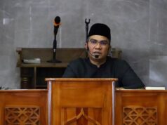 Tausyiah Qobla Dzuhur Disampaikan Ust Nazier Abdul Muluk
