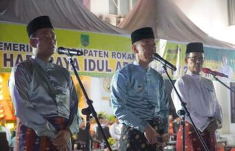 Bupati dan Wabup Rohil Lepas Peserta Pawai Takbir Idul Adha 1444 H