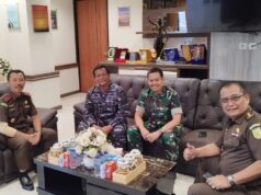 Kajati Riau Terima Kunker dan Silahturahmi Komandan Lanal Dumai