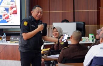Kapuspenkum: Public Speaking Adalah Seni, Harus Dimiliki oleh Setiap Jaksa