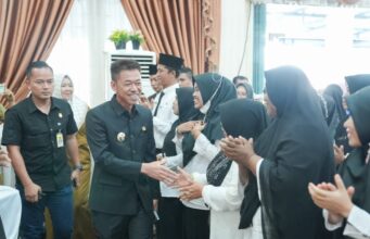 Bupati Rohil Serahkan SK Pengangkatan P3K
