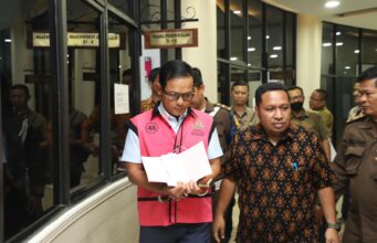 Penyidik Jam-Pidsus Menetapkan NPWH Sebagai Tersangka Kasus BAKTI Kemenkominfo