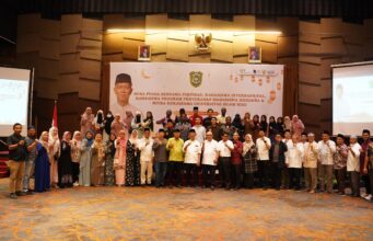 Dihadiri Puluhan Mahasiswa Internasional, Rektor UIR Buka Puasa Bersama JMSI Riau