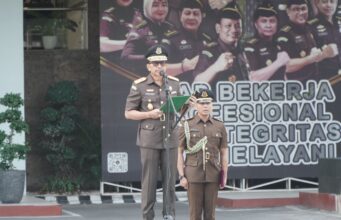 Kajati Akmal Abbas Pimpin Upacara Dalam Rangka Hari Kebangkitan Nasional Ke-116