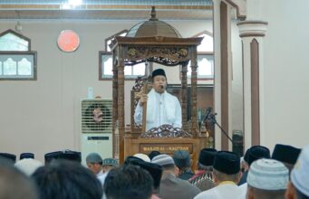 Wabup H. Sulaiman Bertindak Jadi Khotib Sholat Idul Adha 1445 Hijriah di Masjid Al-Kautsar
