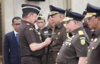 Lantik Pejabat Baru, Jaksa Agung Bekerjalah dengan Nurani dan Akal Sehat untuk Menjadikan Kejaksaan Penegak Hukum Nomor Satu dalam Penegakan Hukum dan Pelayanan Publik