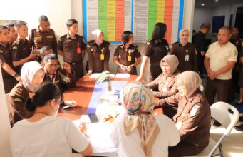 Kejati Maluku Gelar Skrining Narkoba/Tes Urine Bagi Seluruh Pegawai Kejaksaan