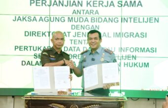 Jam-Intelijen Lakukan MoU Bersama Dirjen Imigrasi Terkait Pertukaran Data dan Informasi Untuk Penegakkan Hukum
