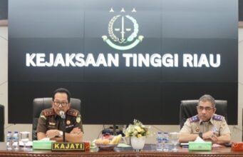 Kajati Riau Pimpin Rapat Lintas Sektoral Guna Percepatan Pembangunan Jalan Tol Pekanbaru – Rengat