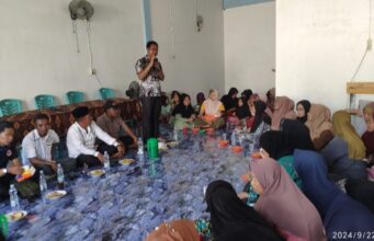 Kunjungi Posko Pemenangan di Labuhan Tangga Kecil, Calon Wakil Bupati Rohil Jhony Charles Disambut Antusias Warga