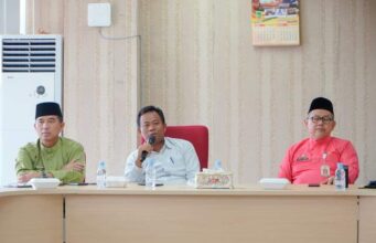 Plt Bupati H. Sulaiman Pimpin Rapat Evaluasi Kinerja di Lingkungan Setdakab