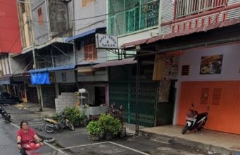 Selokan di Jalan Perdagangan Ditutup Pemilik Usaha, Pengawasan Tata Ruang Dinas PUTR Dipertanyakan