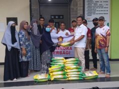 DPC Gerindra Rohil Bagikan Masker, Snack dan Sembako untuk Warga Terdampak Bencana Karhutla